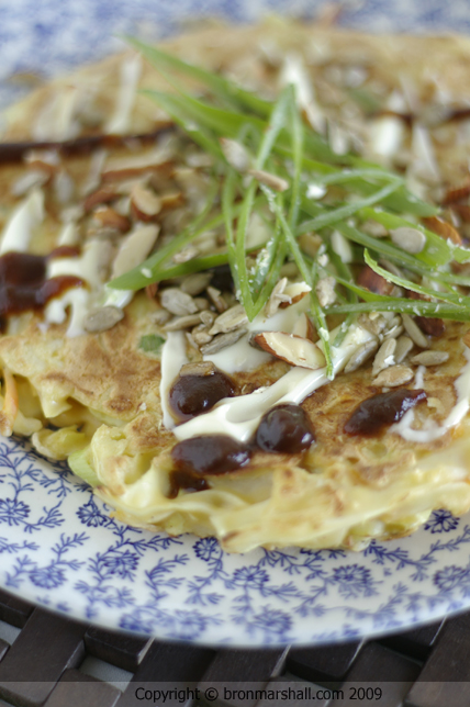 Okonomiyaki / Japanese Pancake or Pizza