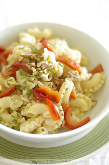 Toasted Walnut and Charred Red Capsicum
Pasta